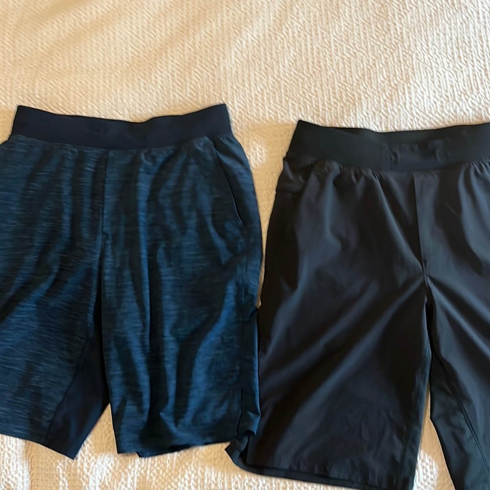 Men’s lululemon shorts small